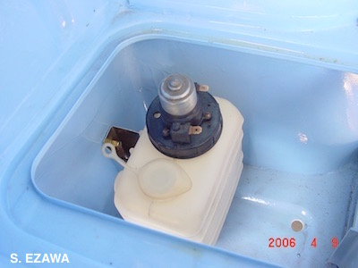 20060409 W Tank 09