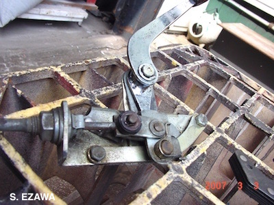 20070303 Choke Lever 01