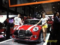 Tokyo Motor Show 04 Mini