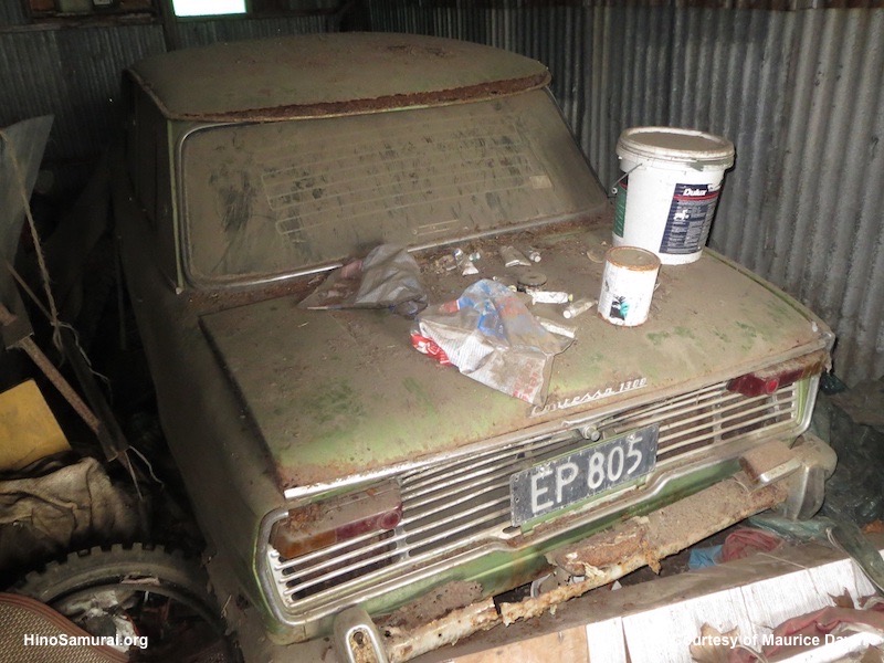 1966 Hino Contessa - rusty but complete 191016 copy