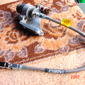 20020402 Clutch Hose