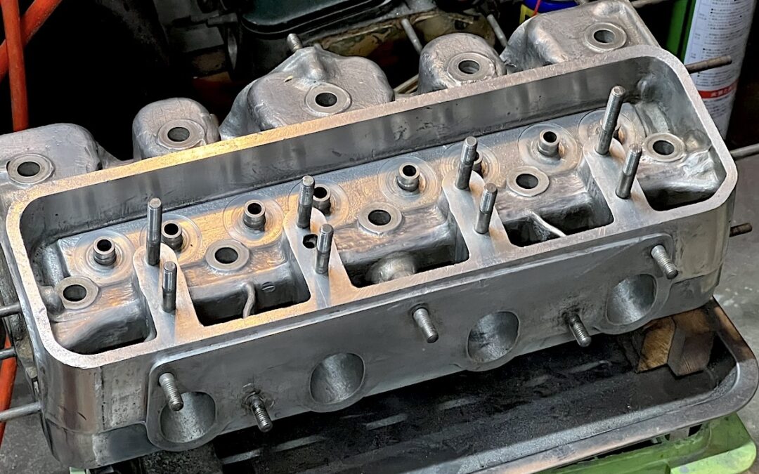 2025.3.30 公道復帰10年、経年劣化修復プロジェクト (96) – シリンダーヘッドのオイル流れ対策とクリーンアップ