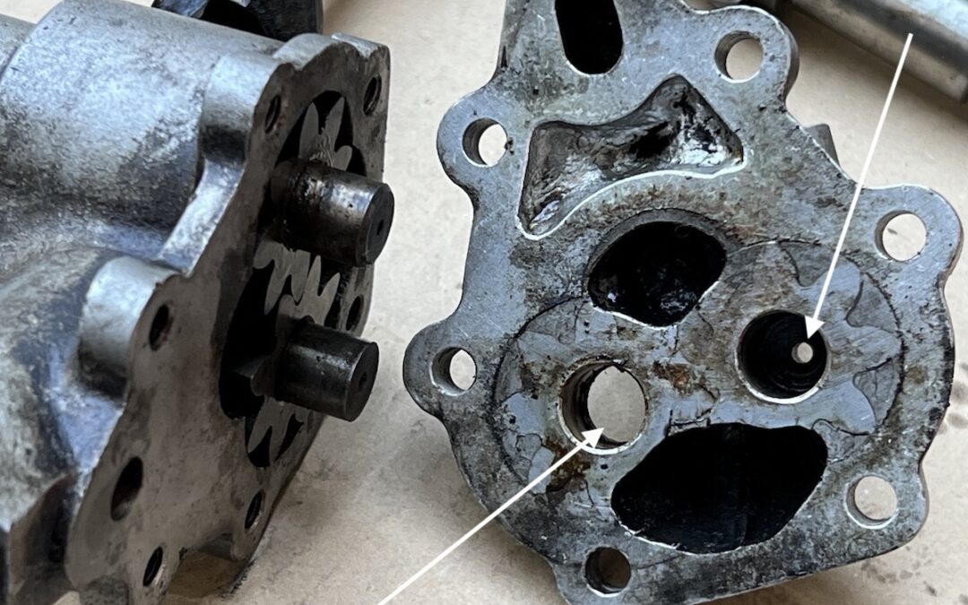 2023.11.7 考古学な日々 (8) – 古の部品：日野ワークスのオイルポンプ？