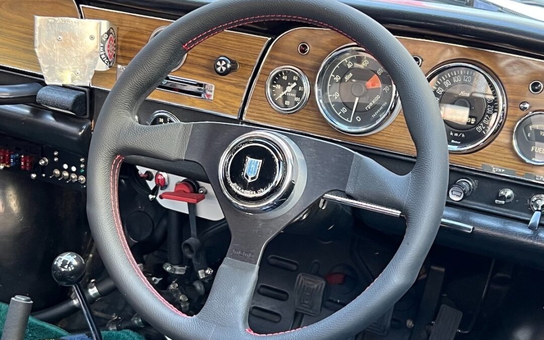 2023.1.29 新たなMOMOステアリングを装着！