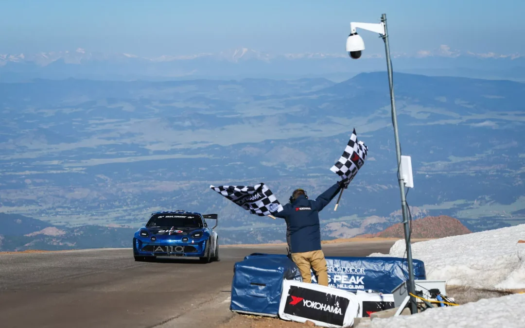 2023.7.7 今年の “Pikes Peak International Hill Climb” New Alpine 3位に輝く！